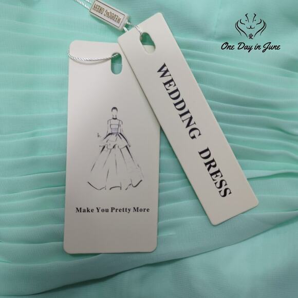 Make You Pretty Plus Size High Neck Sleeveless Dress Size 18W - Picture 4 of 7